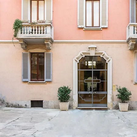 Canguroproperties - Volterra Apartment Milan